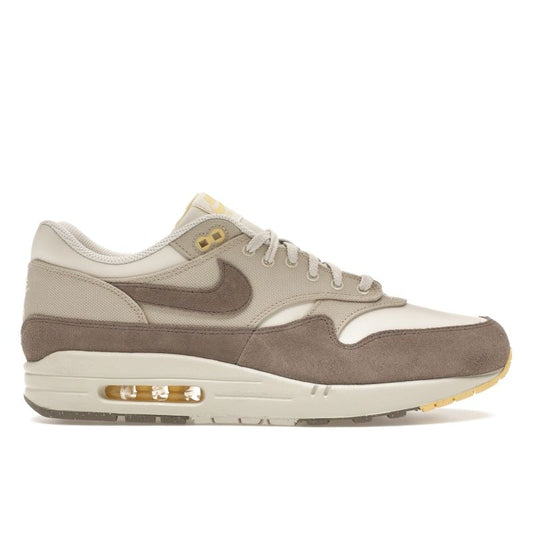 Nike Air Max 1 Beige